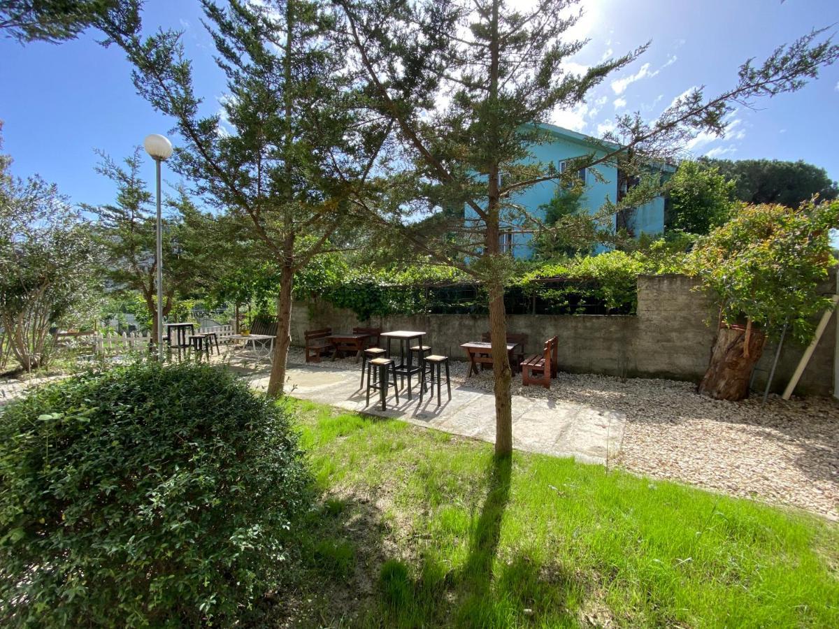 Hotel Garden Villa Ardo Golem  Extérieur photo